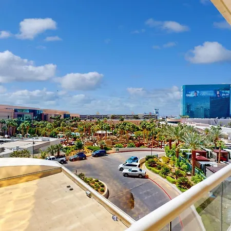 Lady Luck'S Vista - Private Balcony - Full Kitchen - Two Full Baths - Jetted Tub - Full Mgm Grand Resort Access W No Resort Fee At Mgm Signature-3